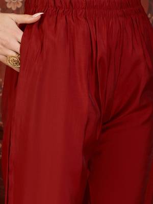 Maroon hand-worked kurta with pant & jacquard dupatta set 6
