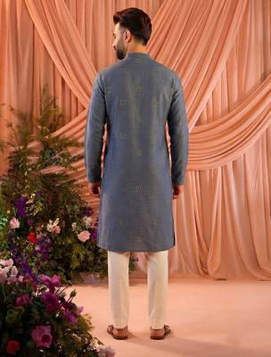 Blue men’s linen cotton embroidered kurta pajama set 3