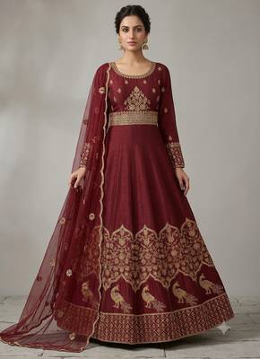 Red embroidered anarkali gown with dupatta 3