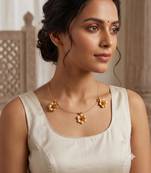 Elegant gold-plated necklace