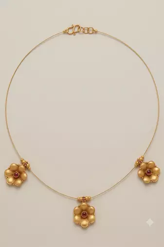 Elegant gold-plated necklace
