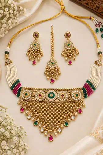 Multicolor gold-plated necklace set with mang tikka