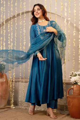 Dark-teal silk blend embroidered kurta set