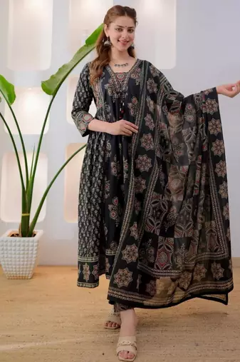 Black viscose printed kurta set