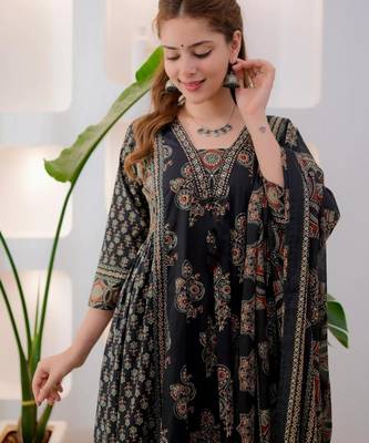 Black viscose printed kurta set 2