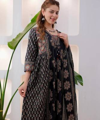 Black viscose printed kurta set 4