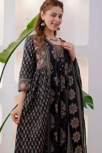 Black viscose printed kurta set