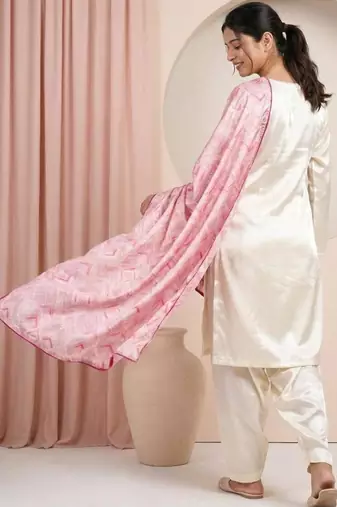 White silk blend embroidered kurta set