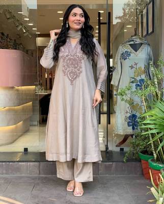 Grey cotton poly embroidered kurta set 3