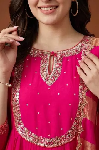 Rani-pink chanderi embroidered kurta set