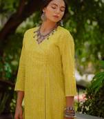 Women lime green & off white bandhani screen print cotton angrakha kurta