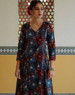 Women black & red pure cotton ethnic motifs printed angrakha kurta 1