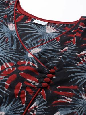Women black & red pure cotton ethnic motifs printed angrakha kurta 3