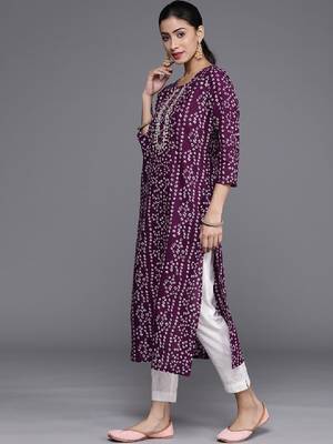 Women purple & white bandhani printed pure cotton kurta 3