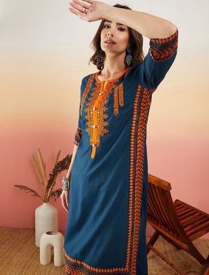 Navy blue ethnic motifs embroidered thread work straight kurta 1