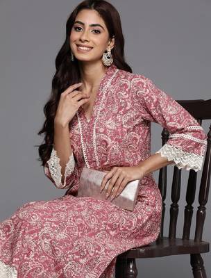 Peach jaipuri printed v neck a line pure cotton kurta 1