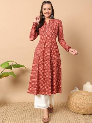 Floral printed notch collar thread work cotton a-line kurta 1