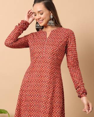 Floral printed notch collar thread work cotton a-line kurta 2