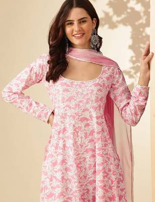 Women floral printed floral anarkali kurta 2