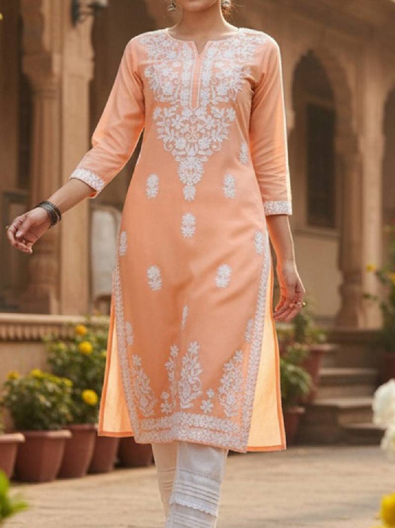 Ethnic motifs embroidered chikankari kurta