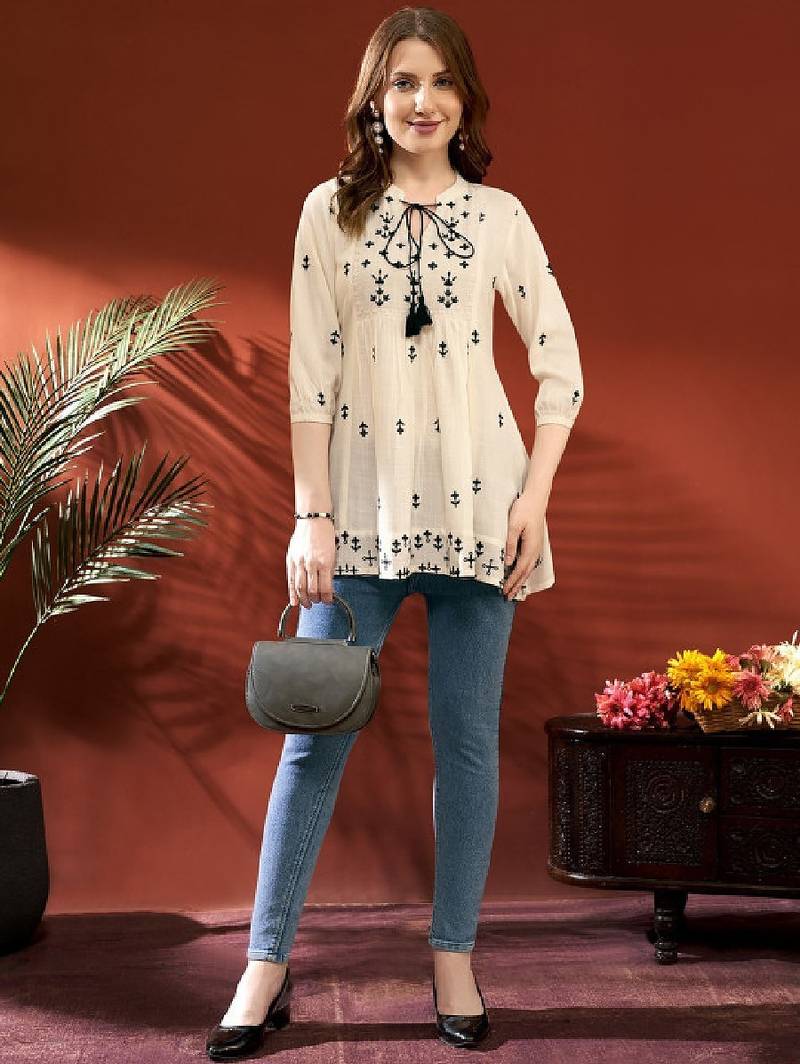 Women embroidered tie-up neck above knee kurta