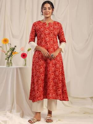 Women floral printed thread work kurta 1