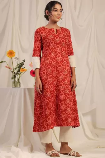 Women floral printed thread work kurta