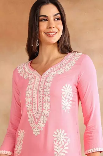 Floral embroidered notch neck chikankari straight kurta