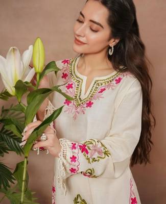 White falak kashmiri embroidered flared sleeves thread work cotton straight kurta 1