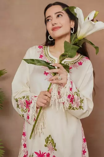 White falak kashmiri embroidered flared sleeves thread work cotton straight kurta