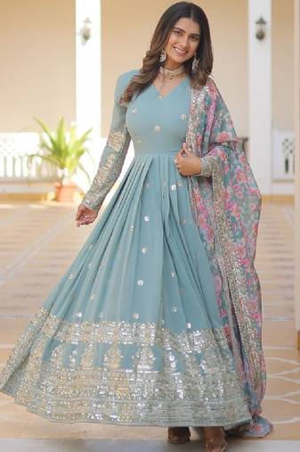 Floral embroidered sequinned georgette anarkali kurta with duppatta