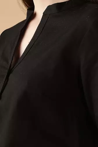 Women mandarin collar regular straight cotton kurta