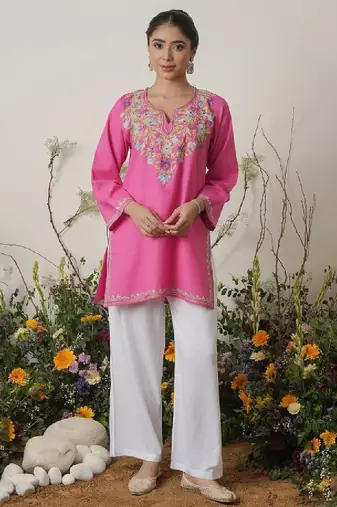 Women floral pink kashmiri aari work cotton short kurta