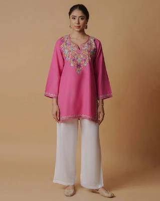 Women floral pink kashmiri aari work cotton short kurta 2