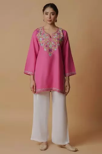 Women floral pink kashmiri aari work cotton short kurta