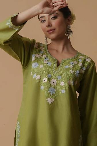 Women green floral embroidered daily cotton straight kurta