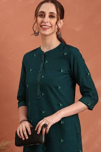 Women geometric printed daily pure cotton a-line kurta