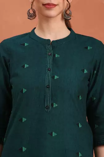 Women geometric printed daily pure cotton a-line kurta