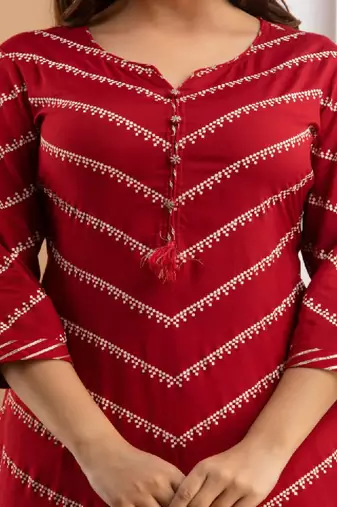 Women maroon viscose rayon kurtas