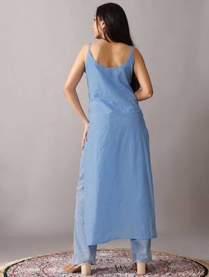 Chikankari embroidered floral cotton straight knee length kurta 3