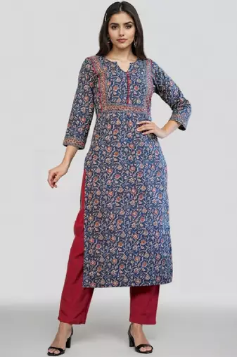 Women blue floral printed floral kurta