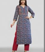 Women blue floral printed floral kurta