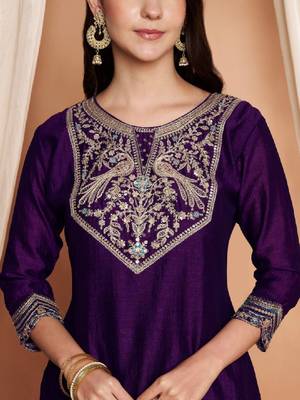 Women embroidered thread work grandeur & majestic artwork kurta 2