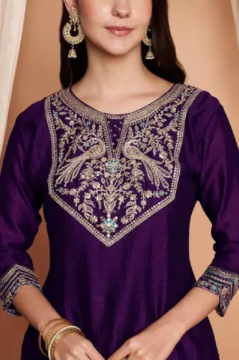 Women embroidered thread work grandeur & majestic artwork kurta