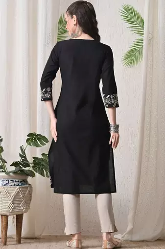 Women embroidered thread work floral kurta