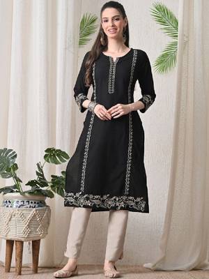 Women embroidered thread work floral kurta 3