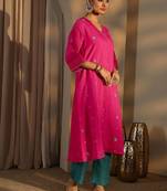 Women floral embroidered thread work kurta