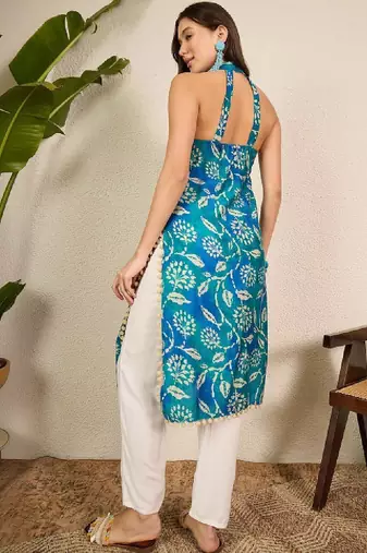 Women floral printed halter neck chanderi silk blend kurta