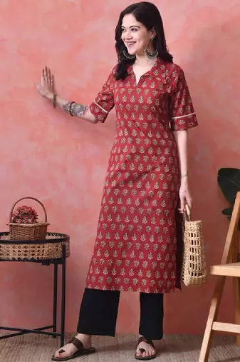 Women floral printed floral kurta