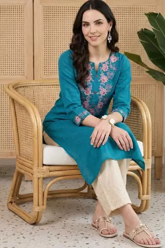 Women floral embroidered regular sleeves thread work kurta
